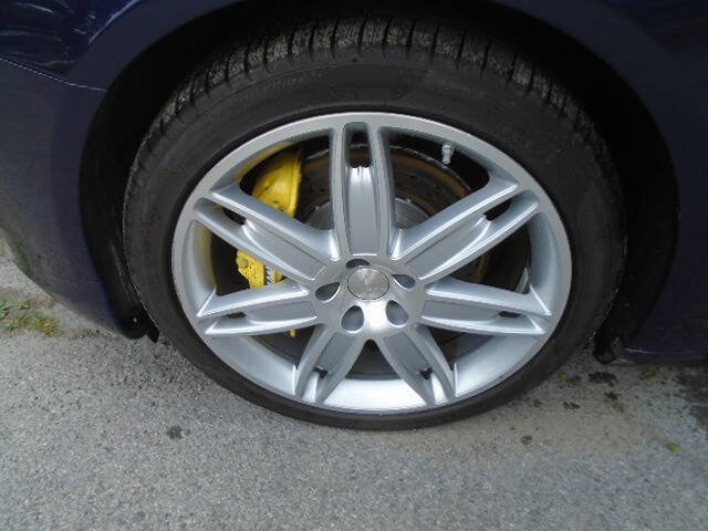 Used 2015 Maserati Quattroporte S Q4 AWD/4WD image 17