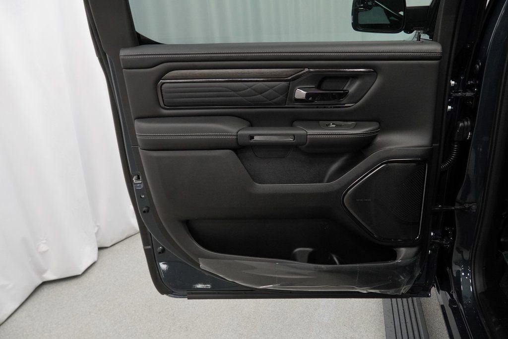 New 2026 RAM 1500 Limited w/ Body Color Bumper Group image 29