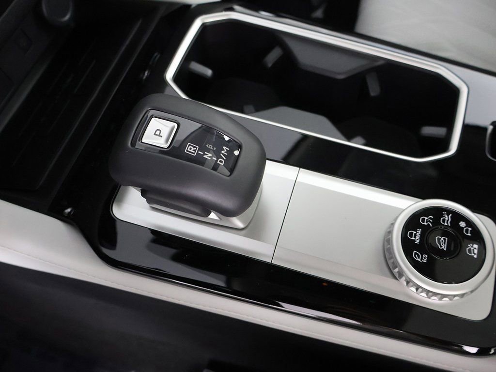 New 2025 Mitsubishi Outlander AWD image 55