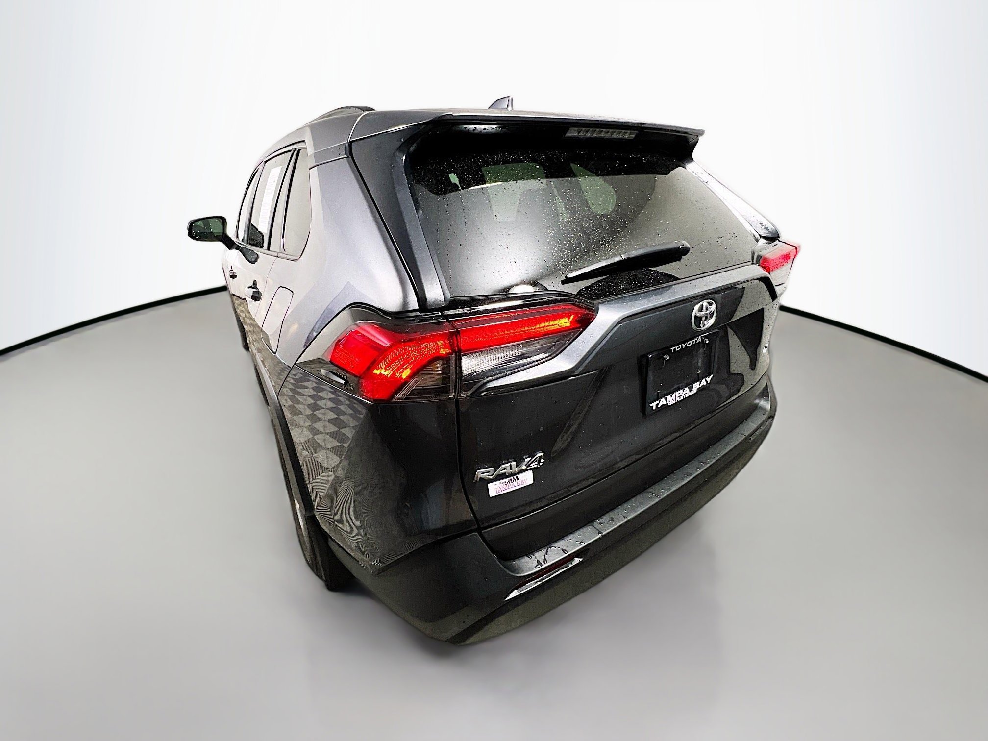 Used 2025 Toyota RAV4 XLE image 8