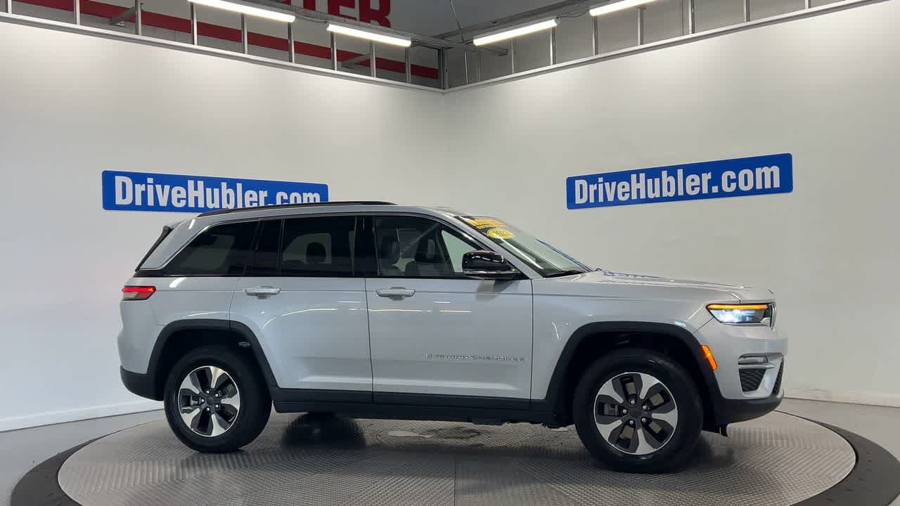Used 2022 Jeep Grand Cherokee Limited 4xe AWD/4WD image 3