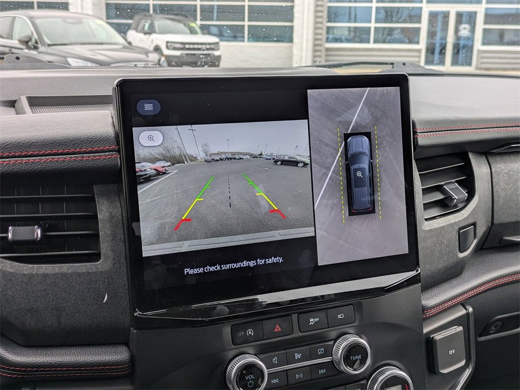 Used 2024 Ford Expedition Max Limited image 14