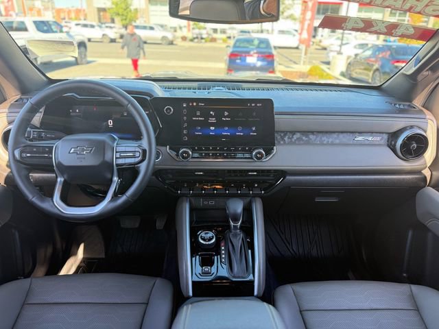 Used 2024 Chevrolet Colorado ZR2 w/ ZR2 Convenience Package III image 9