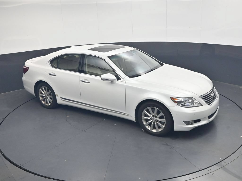 Used 2011 Lexus LS 460 AWD w/ Comfort Pkg image 16
