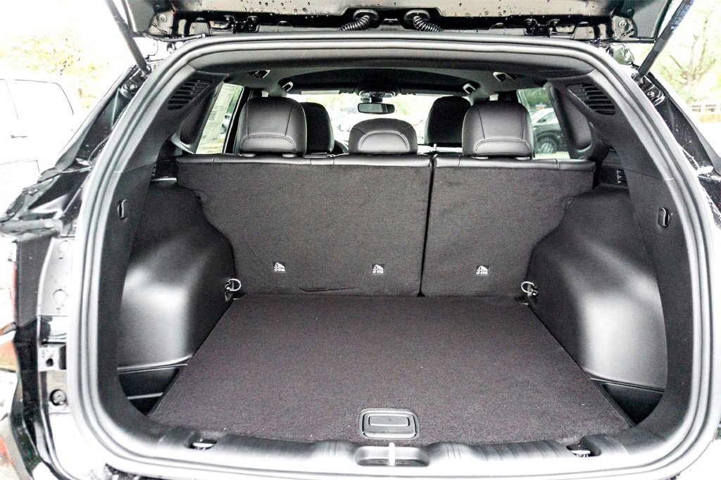 New 2026 Jeep Compass Latitude image 21