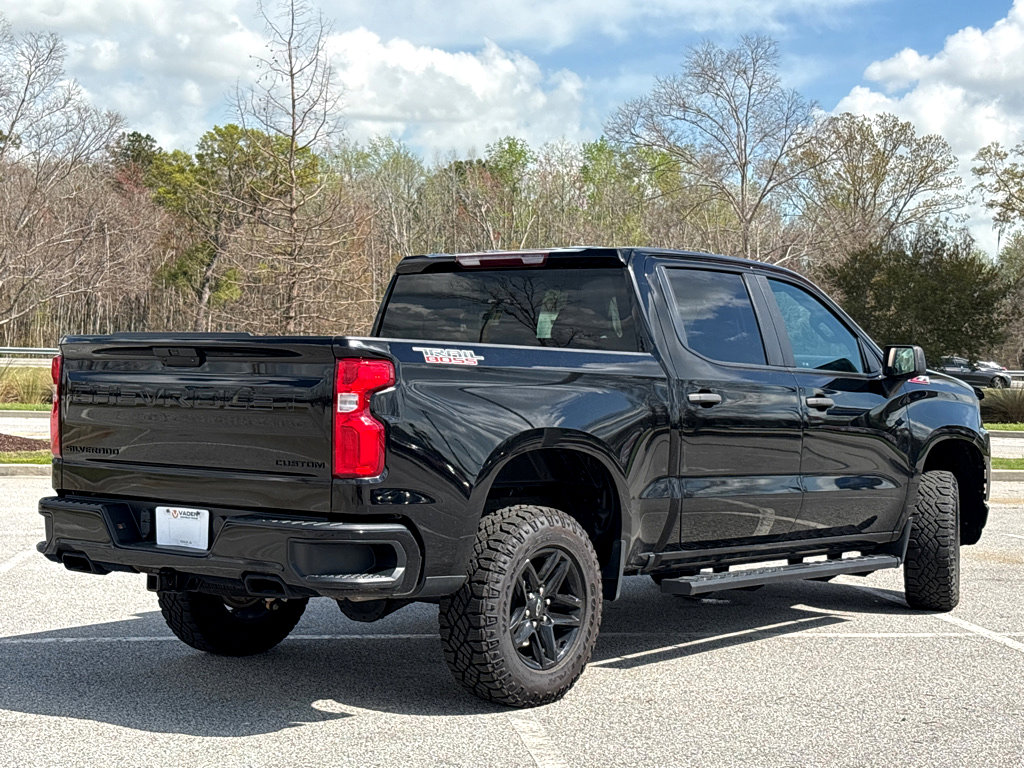 Used 2021 Chevrolet Silverado 1500 Custom Trail Boss w/ Midnight Edition AWD/4WD image 20