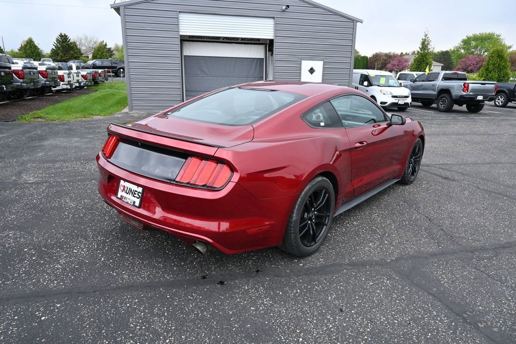 Used 2017 Ford Mustang Coupe RWD image 20