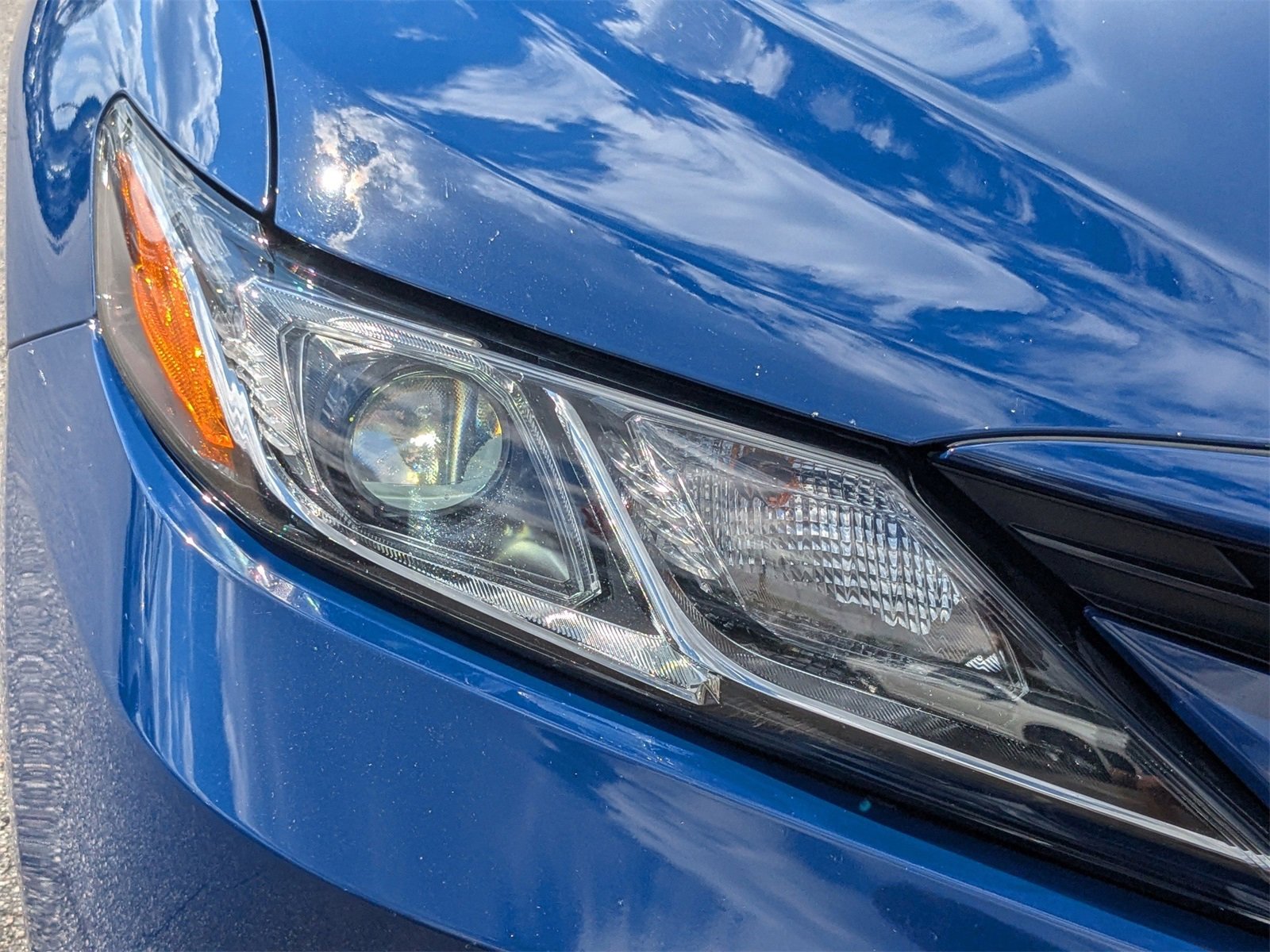 Used 2024 Toyota Camry LE image 9