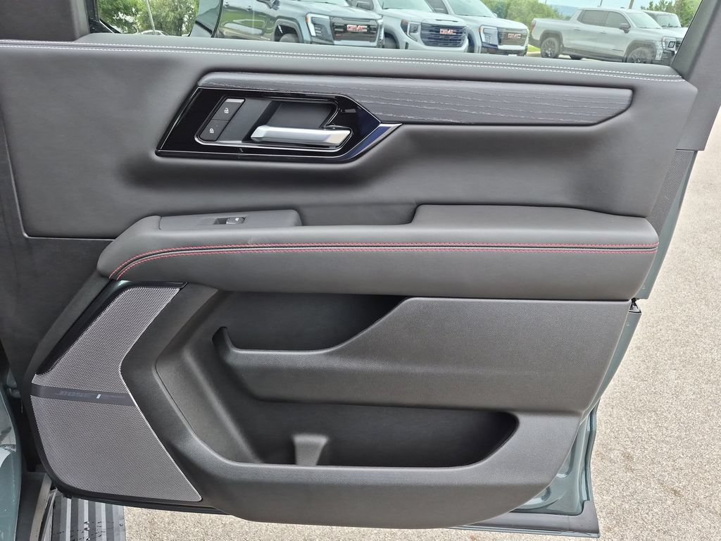 New 2026 GMC Yukon XL AT4 Ultimate AWD/4WD image 43
