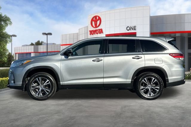 Used 2019 Toyota Highlander LE image 8