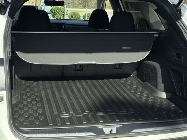 Used 2025 Subaru Outback Premium w/ Popular Package #1 image 37