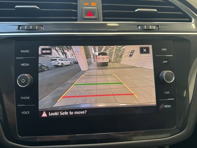 Used 2018 Volkswagen Tiguan SEL Premium image 21