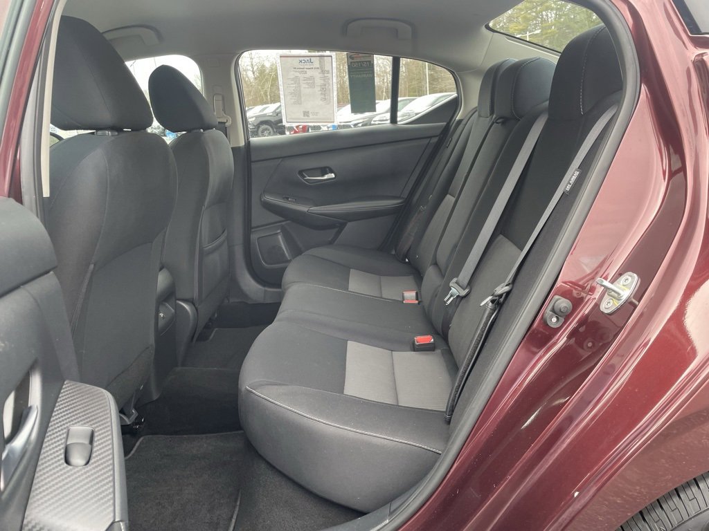 Used 2021 Nissan Sentra SV image 26