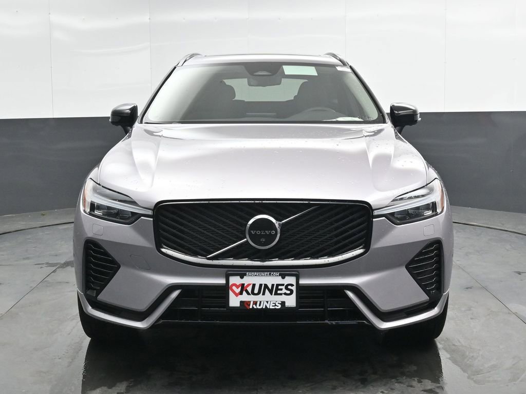 New 2026 Volvo XC60 T8 Plus w/ Climate Package AWD/4WD image 6