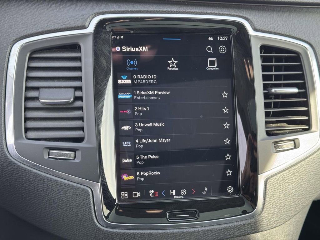 Used 2023 Volvo XC90 B5 Core w/ Climate Package image 25