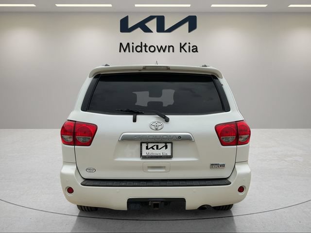 Used 2016 Toyota Sequoia Platinum RWD image 4