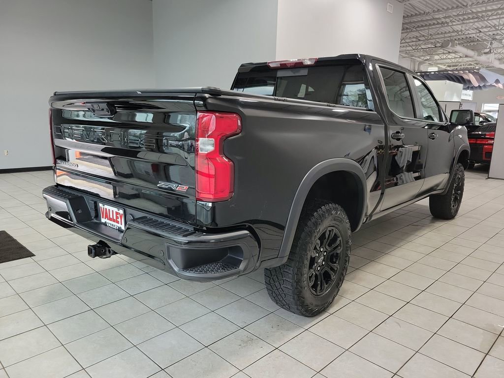Used 2024 Chevrolet Silverado 1500 ZR2 w/ Technology Package AWD/4WD image 13