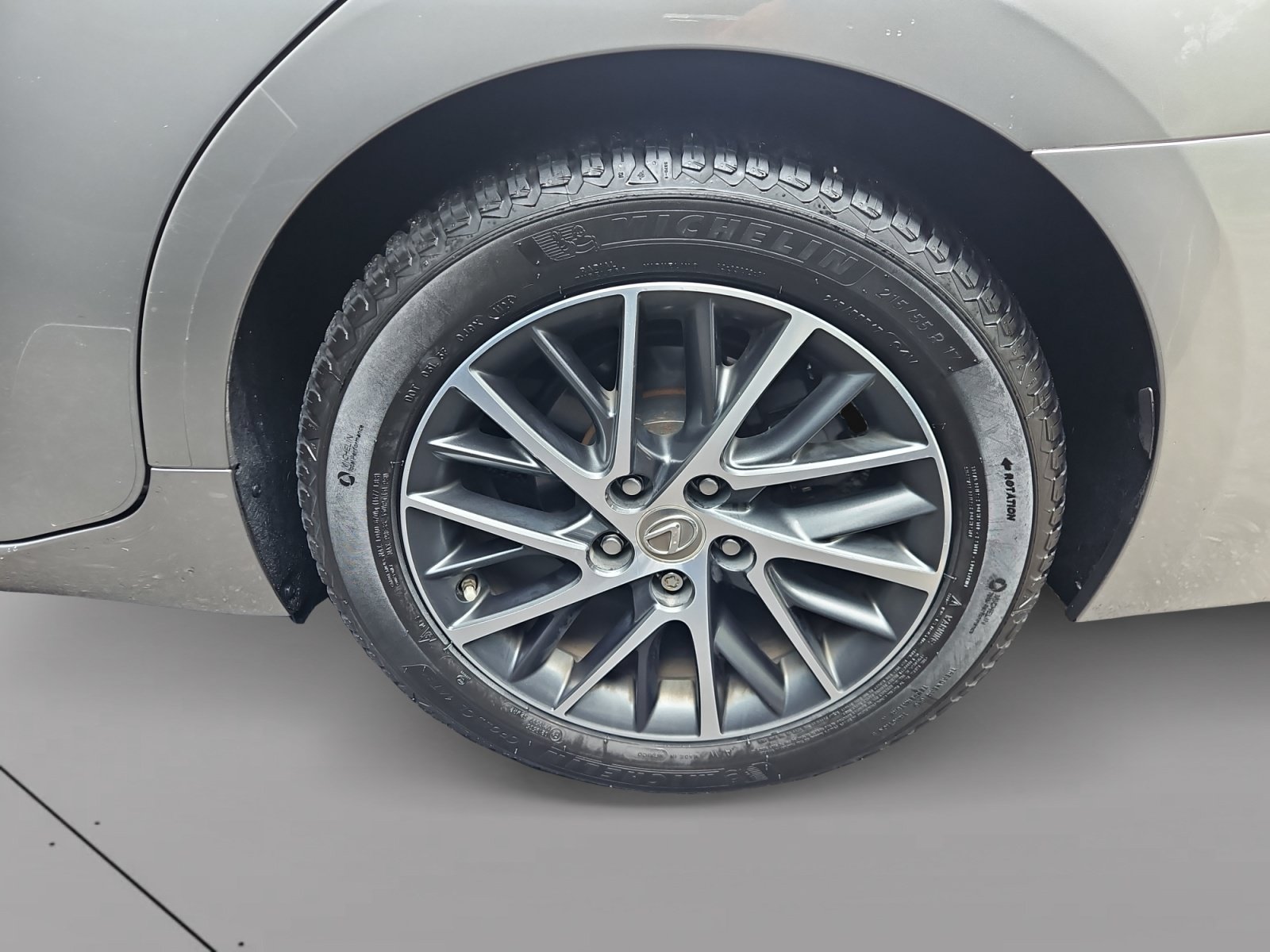 Used 2017 Lexus ES 350 w/ Premium Package FWD image 15