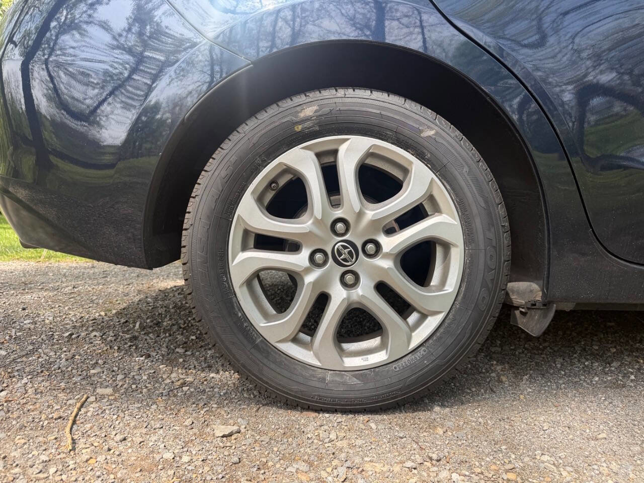 Used 2016 Scion iA FWD image 17