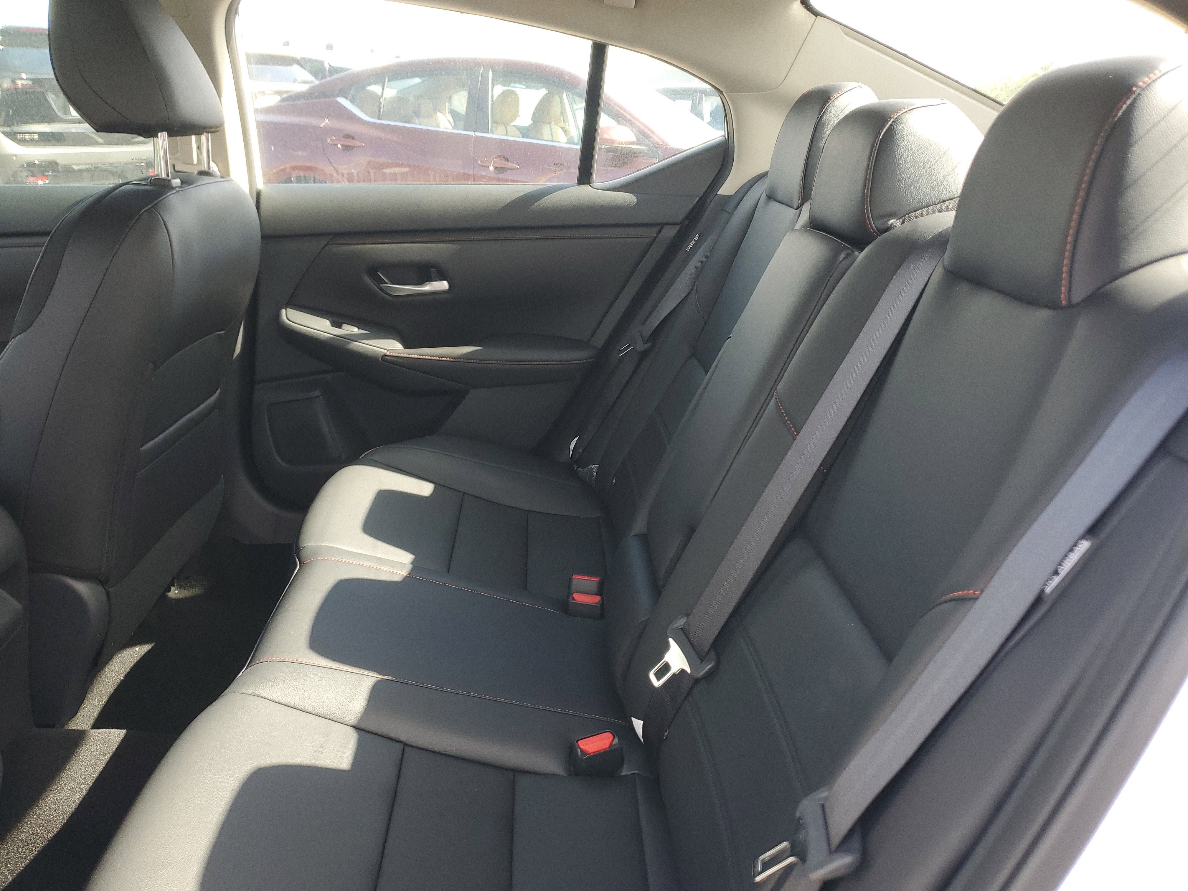 New 2025 Nissan Sentra SR w/ SR Premium Package image 17
