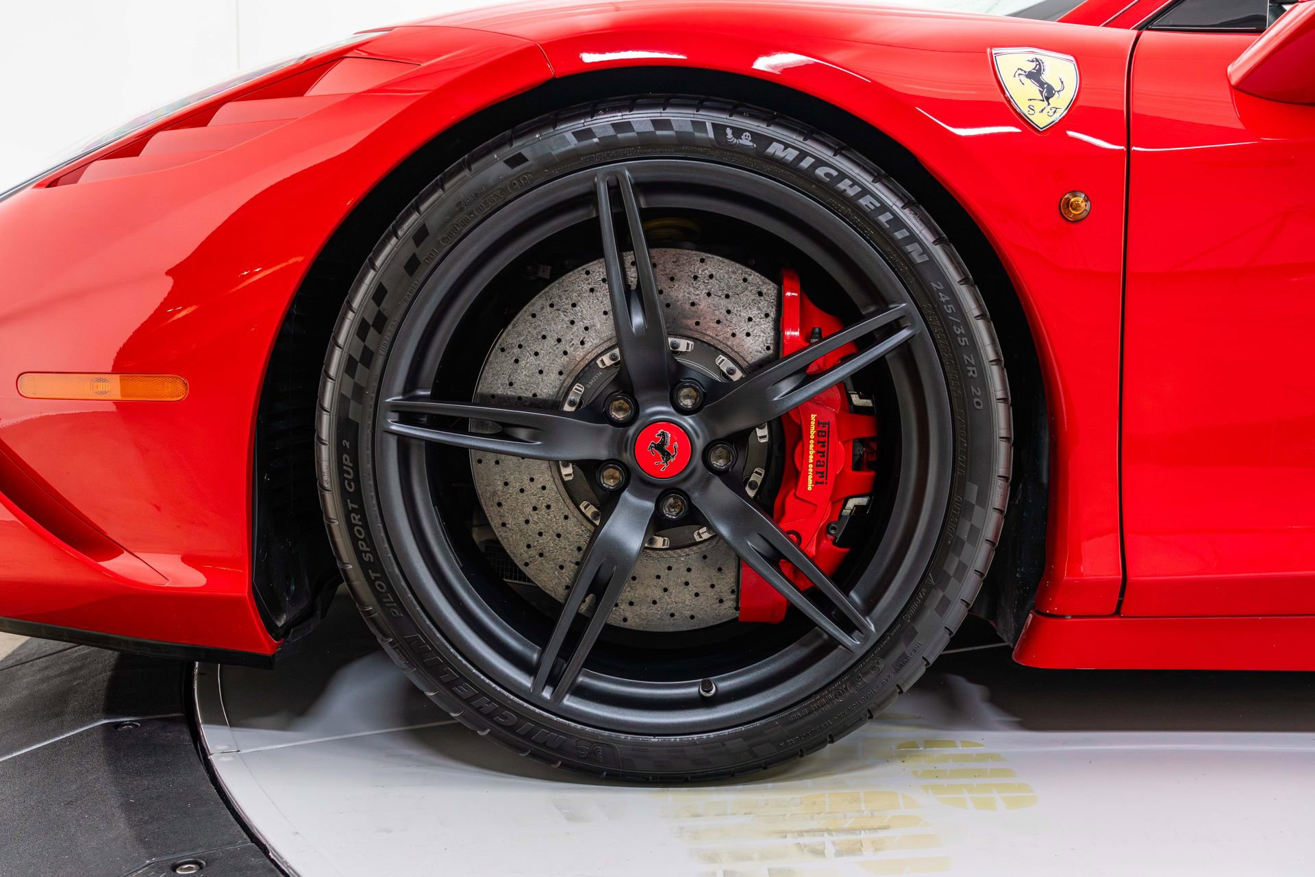 Certified 2015 Ferrari 458 Speciale Coupe RWD image 13