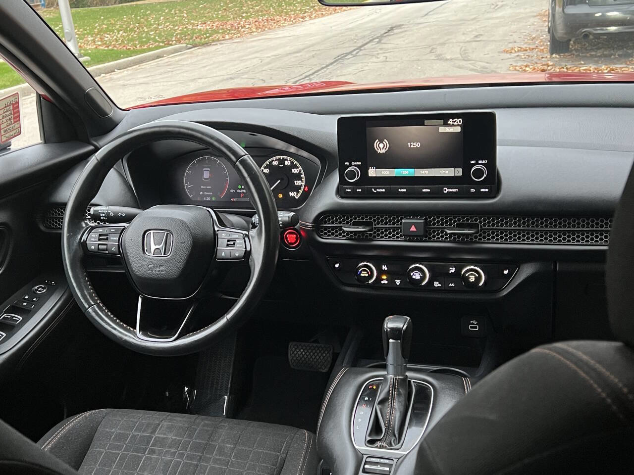 Used 2023 Honda HR-V Sport image 11