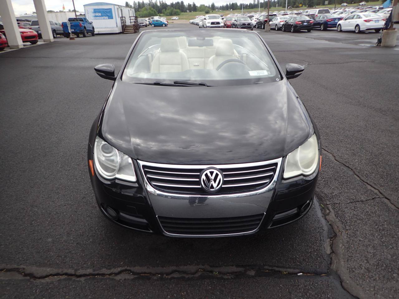 Used 2010 Volkswagen Eos Lux FWD image 16