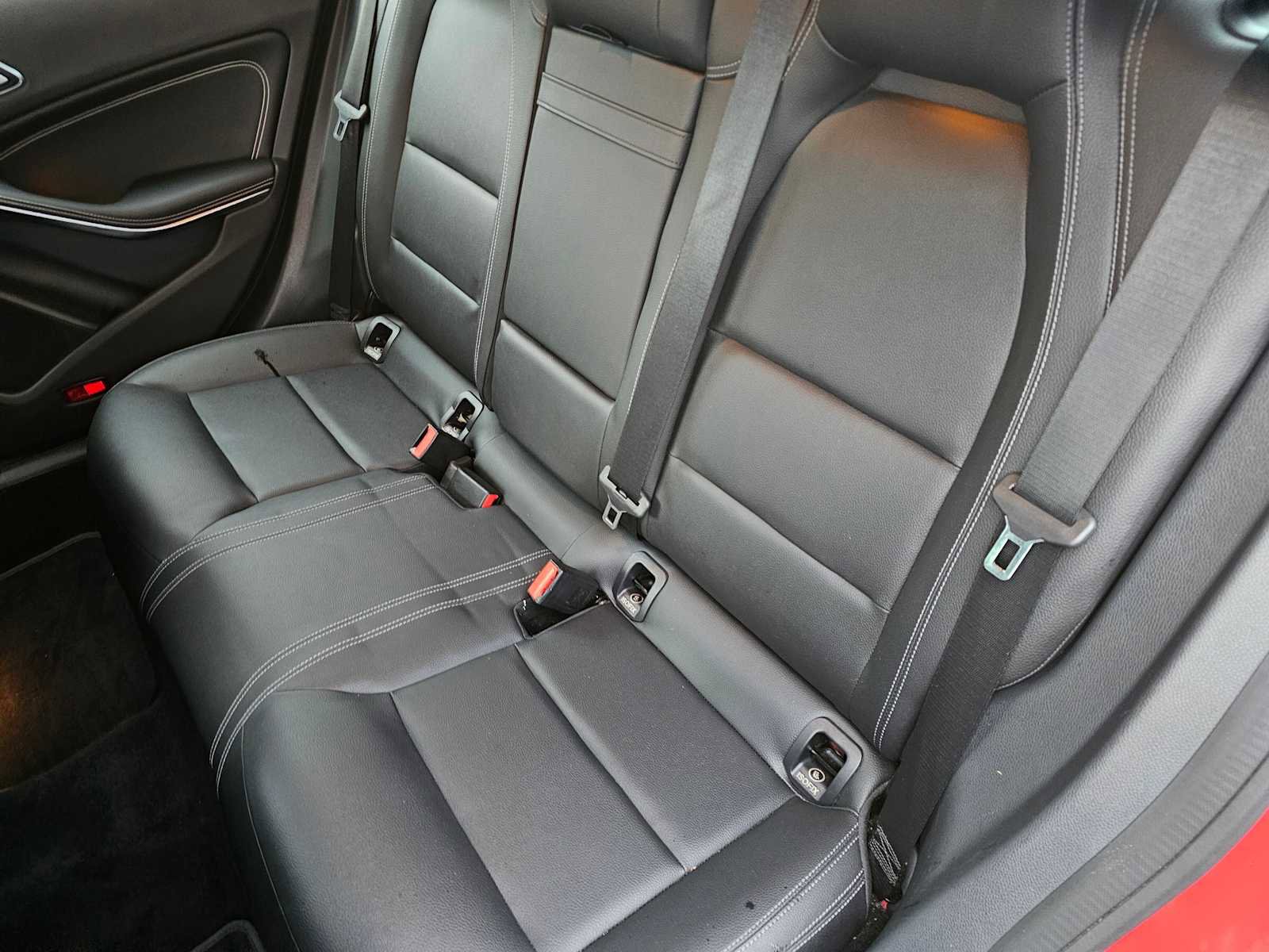 Used 2018 Mercedes-Benz CLA 250 4MATIC image 17