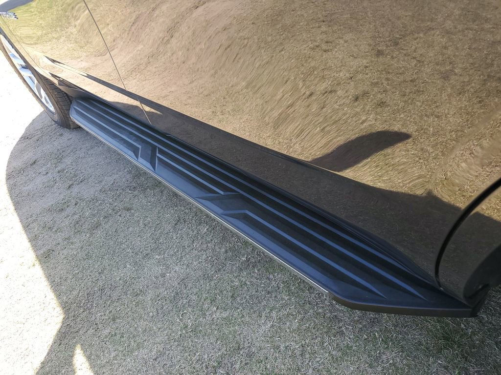 Used 2023 Chevrolet Tahoe LT image 10