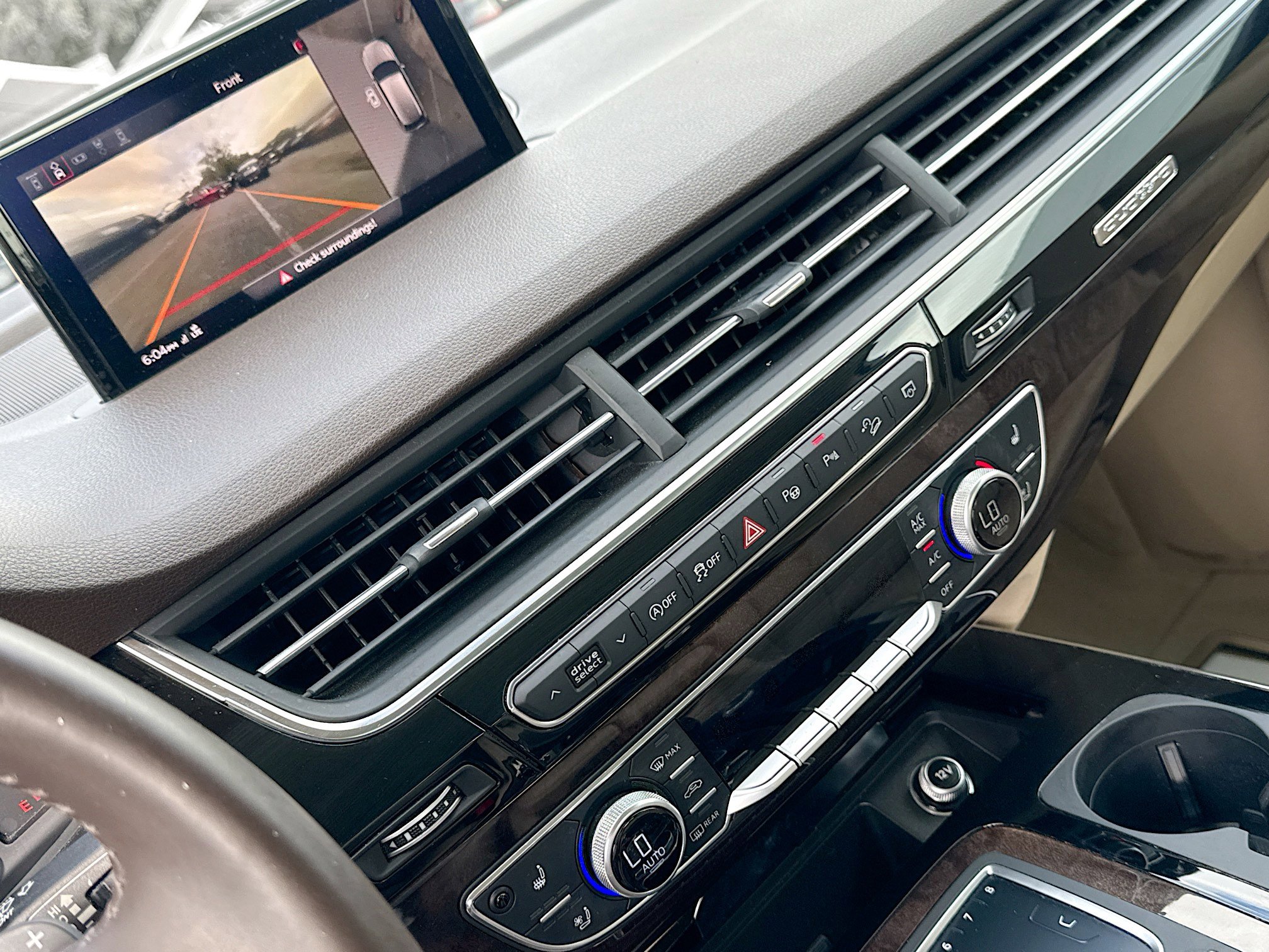 Used 2019 Audi Q7 3.0T Premium Plus AWD/4WD image 29