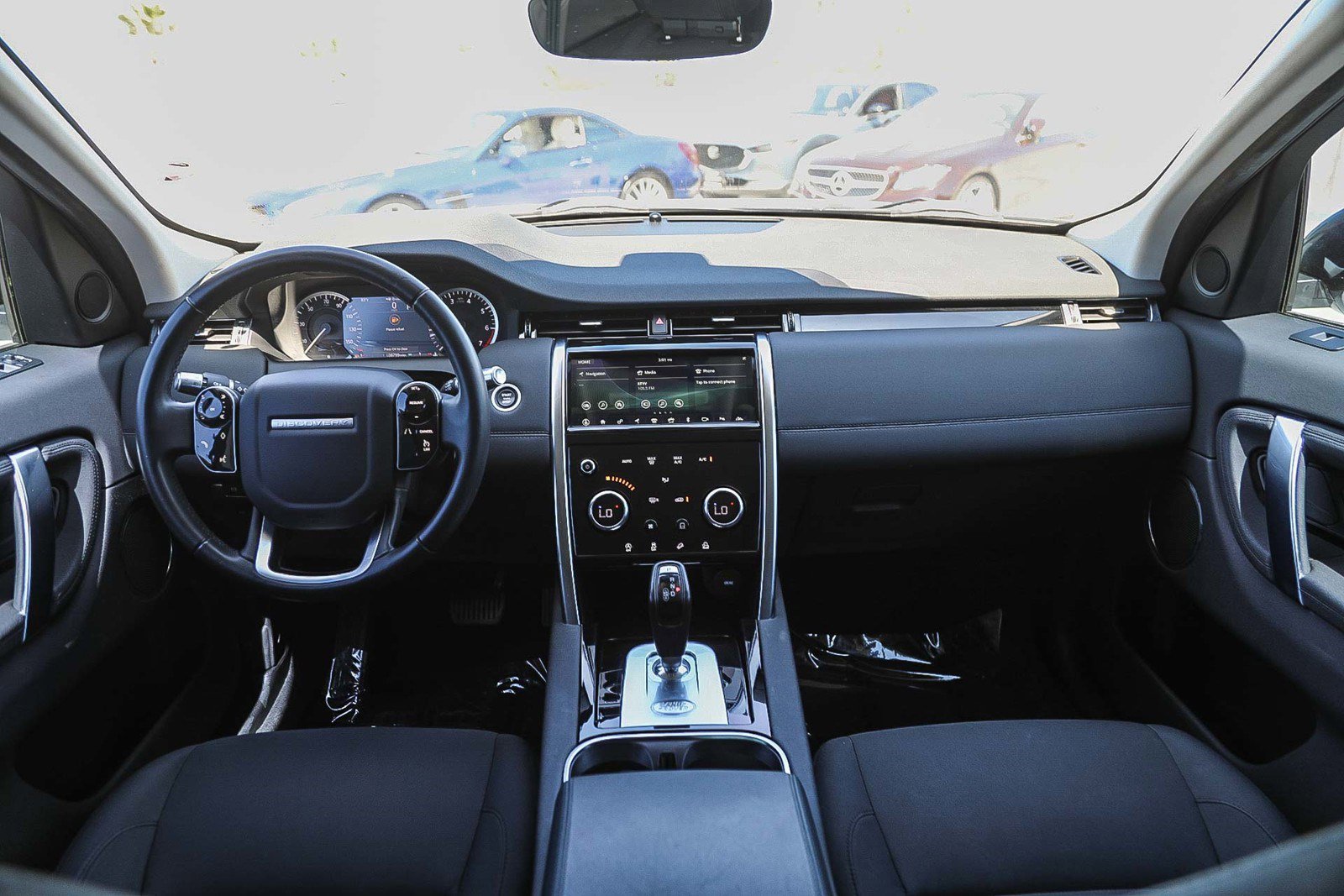 Used 2020 Land Rover Discovery Sport AWD/4WD image 12