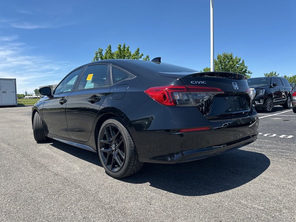 Used 2023 Honda Civic Sport image 8