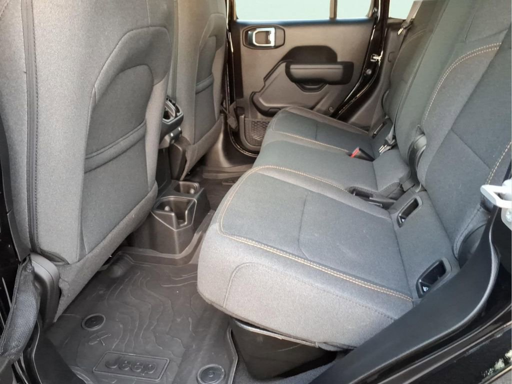 Used 2024 Jeep Gladiator Sport image 14