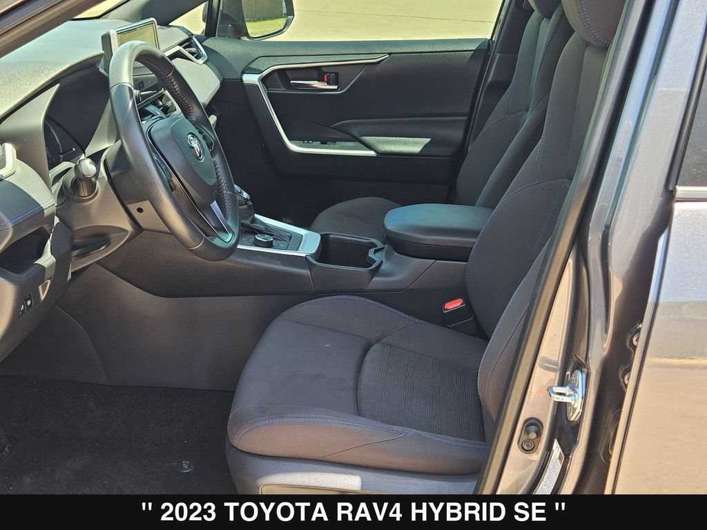 Used 2023 Toyota RAV4 SE AWD/4WD image 11