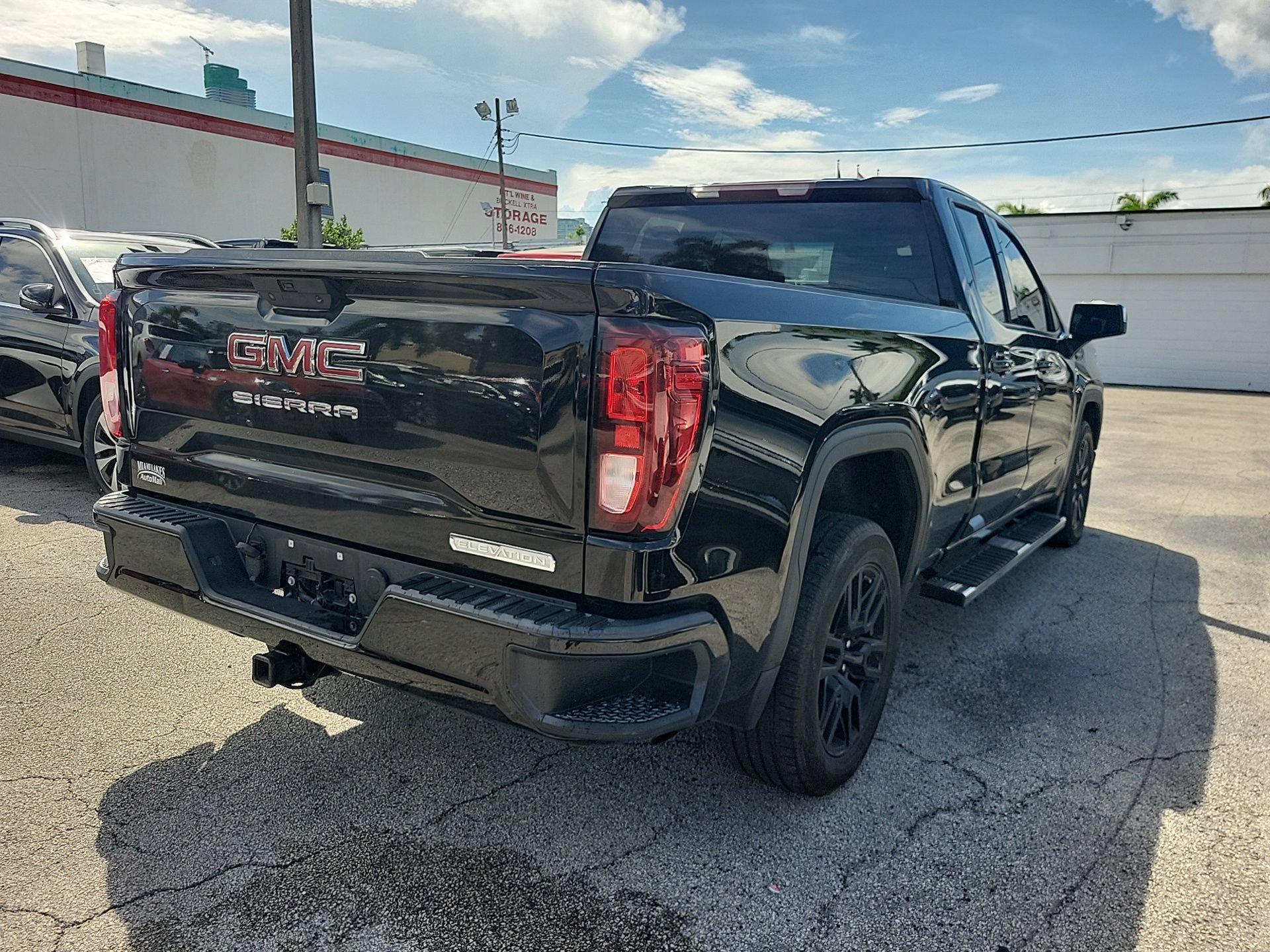 Used 2021 GMC Sierra 1500 Elevation RWD image 10