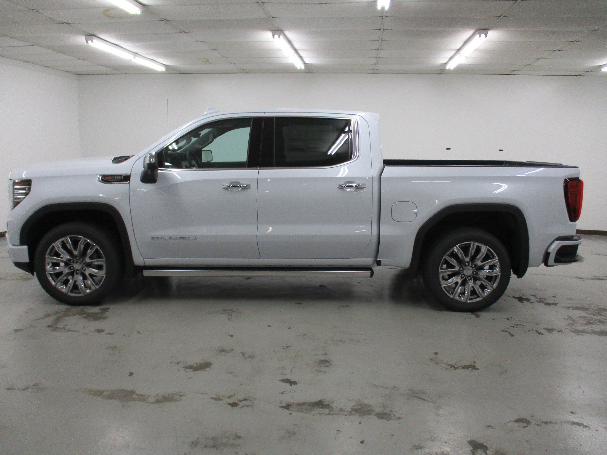 New 2026 GMC Sierra 1500 Denali w/ Denali Reserve Package image 10