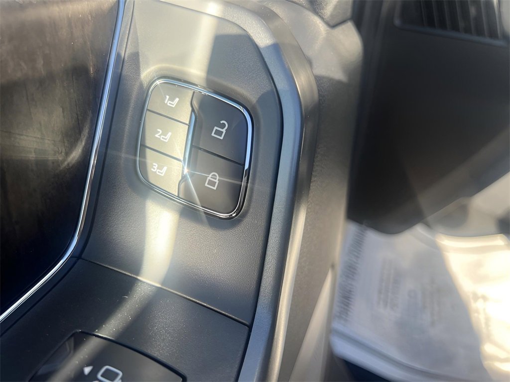 New 2026 Ford F350 Lariat image 22