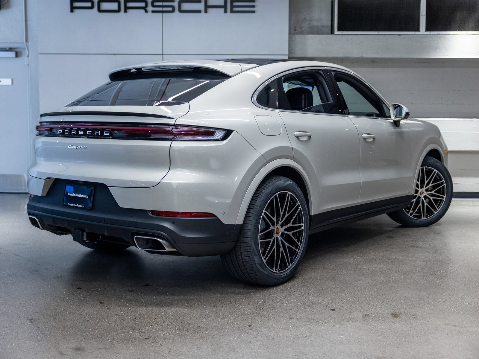 New 2026 Porsche Cayenne Coupe AWD/4WD image 8