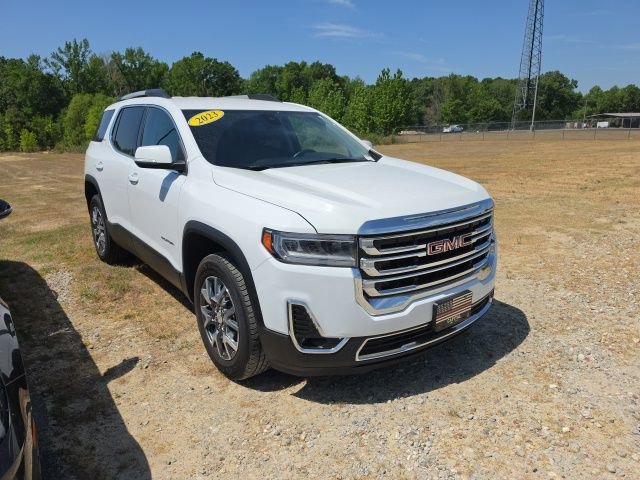 Used 2023 GMC Acadia SLT FWD image 3