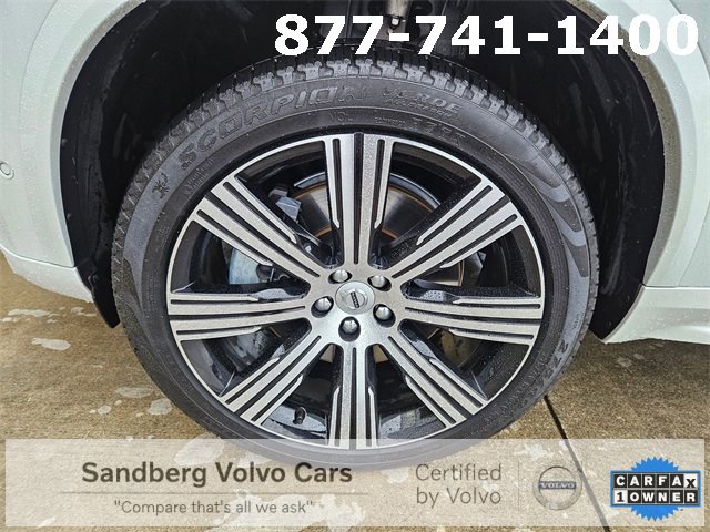 Certified 2024 Volvo XC90 T8 Plus w/ Protection Package Premier image 9