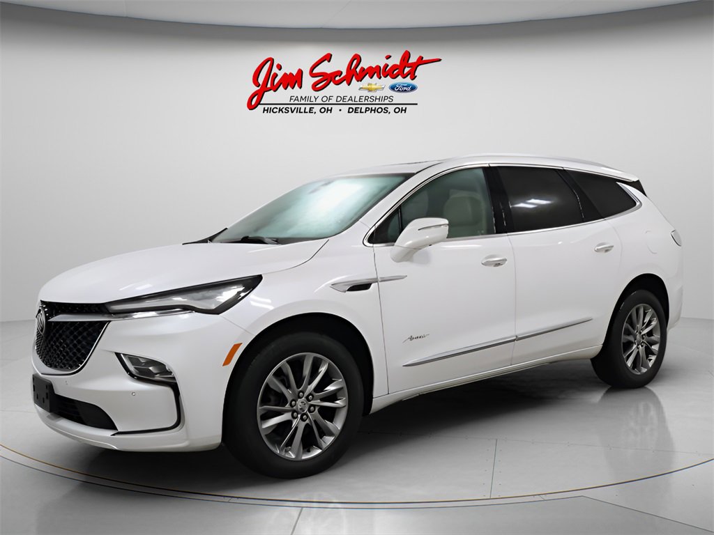 Used 2023 Buick Enclave Avenir w/ Avenir Technology Package image 2