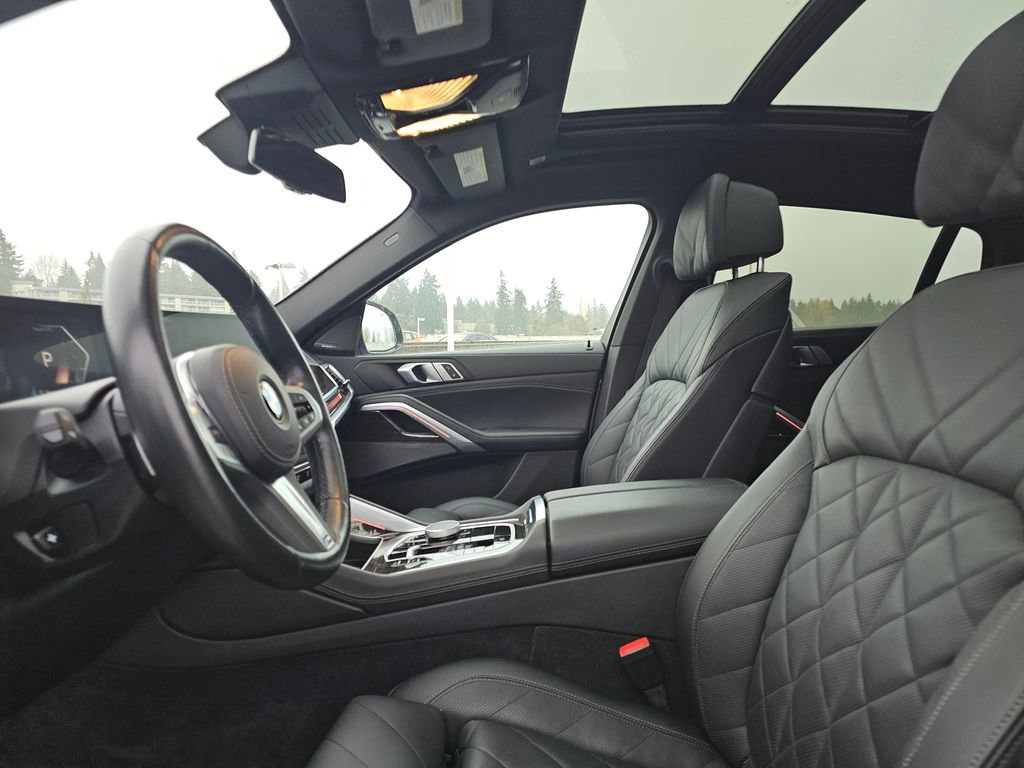 Used 2024 BMW X6 xDrive40i image 23