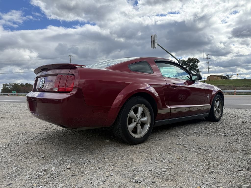 Used 2007 Ford Mustang Coupe image 3