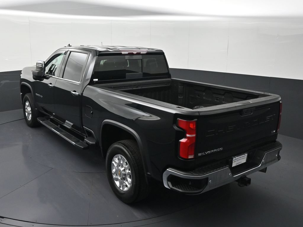 Used 2024 Chevrolet Silverado 2500 LTZ w/ LTZ Convenience Package AWD/4WD image 25