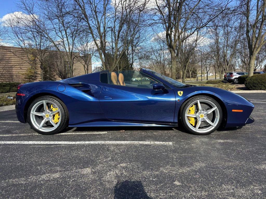 Used 2017 Ferrari 488 Spider image 7