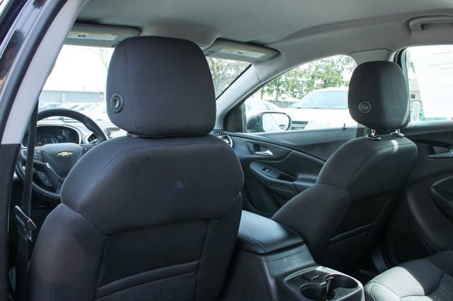 Used 2017 Chevrolet Volt LT w/ Comfort Package image 32