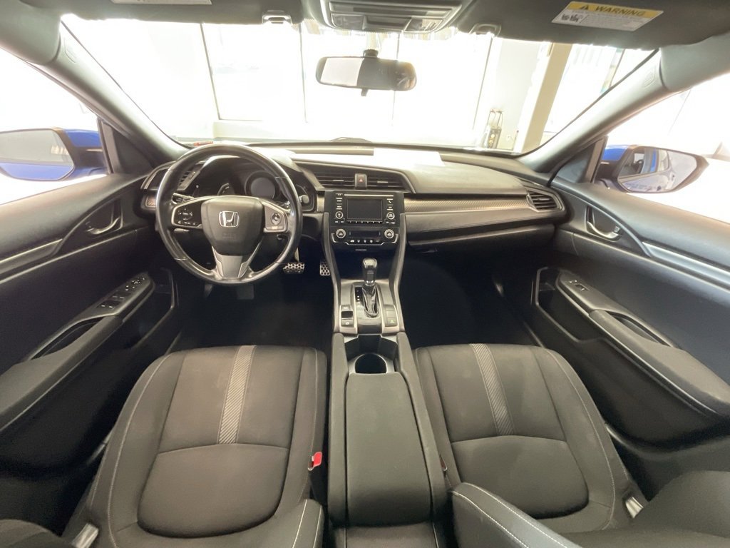 Used 2018 Honda Civic Sport image 8
