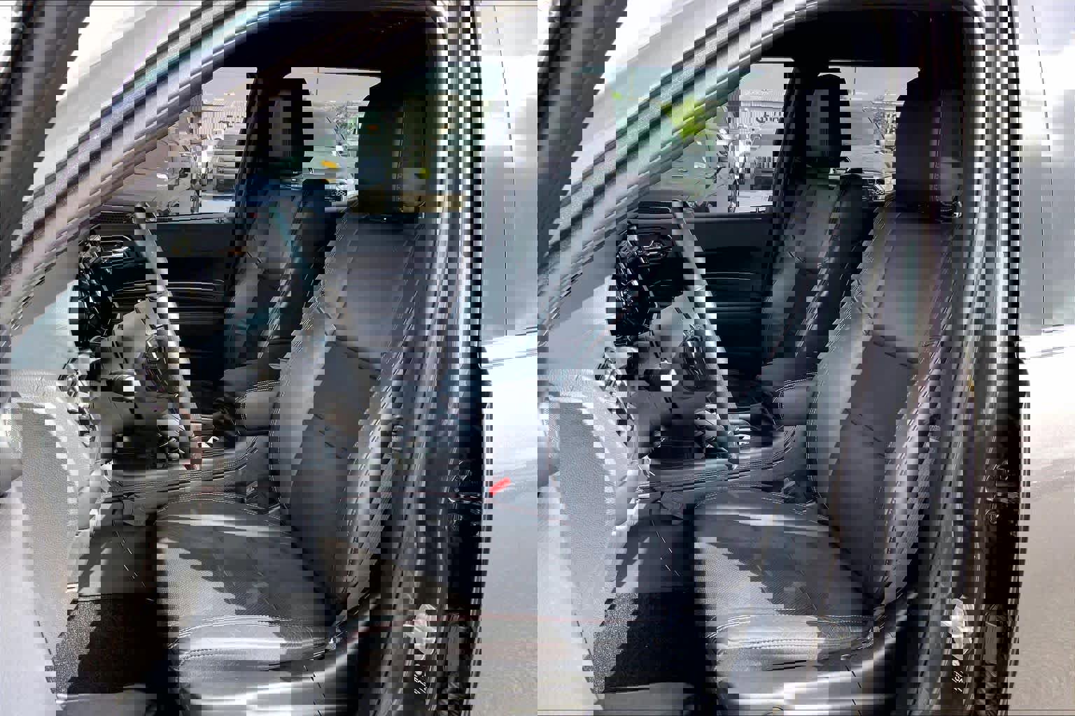 Used 2021 Dodge Durango R/T w/ Blacktop Package image 8