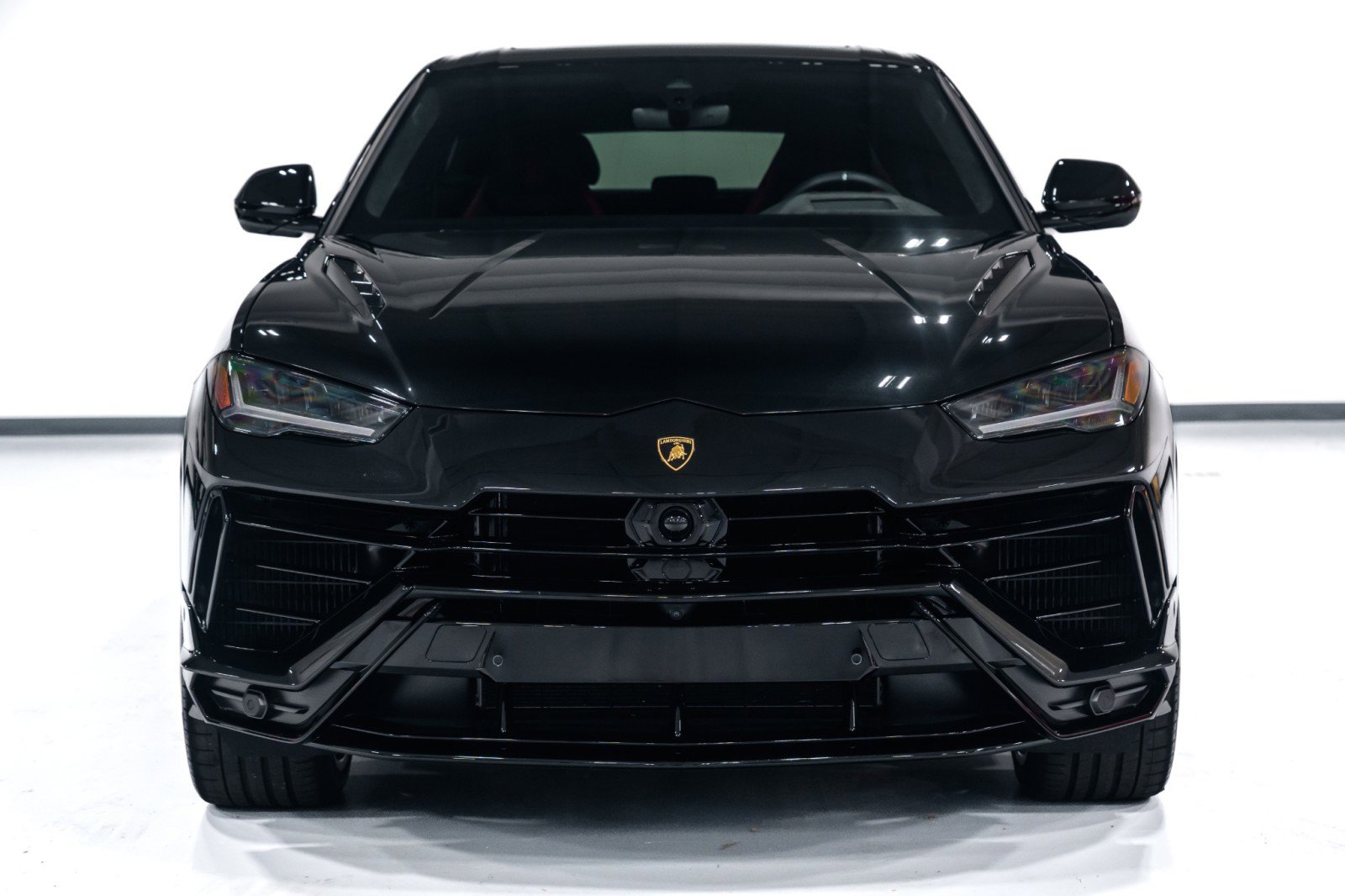 Used 2024 Lamborghini Urus S image 3