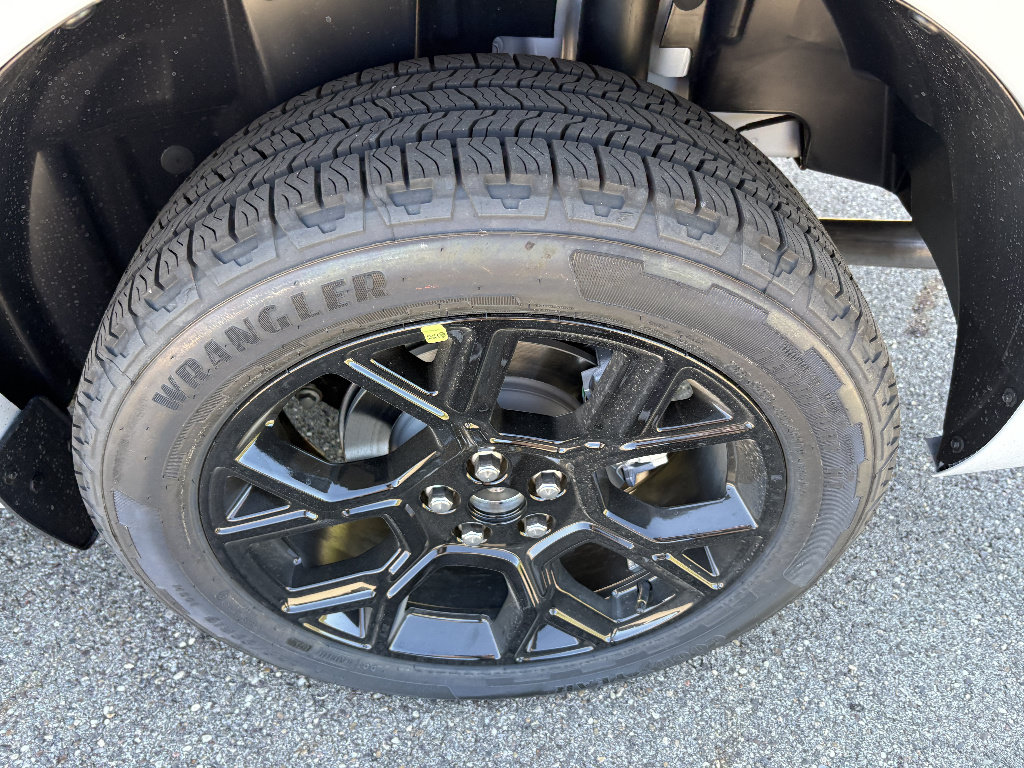 New 2026 Ford Maverick Lobo AWD/4WD image 10